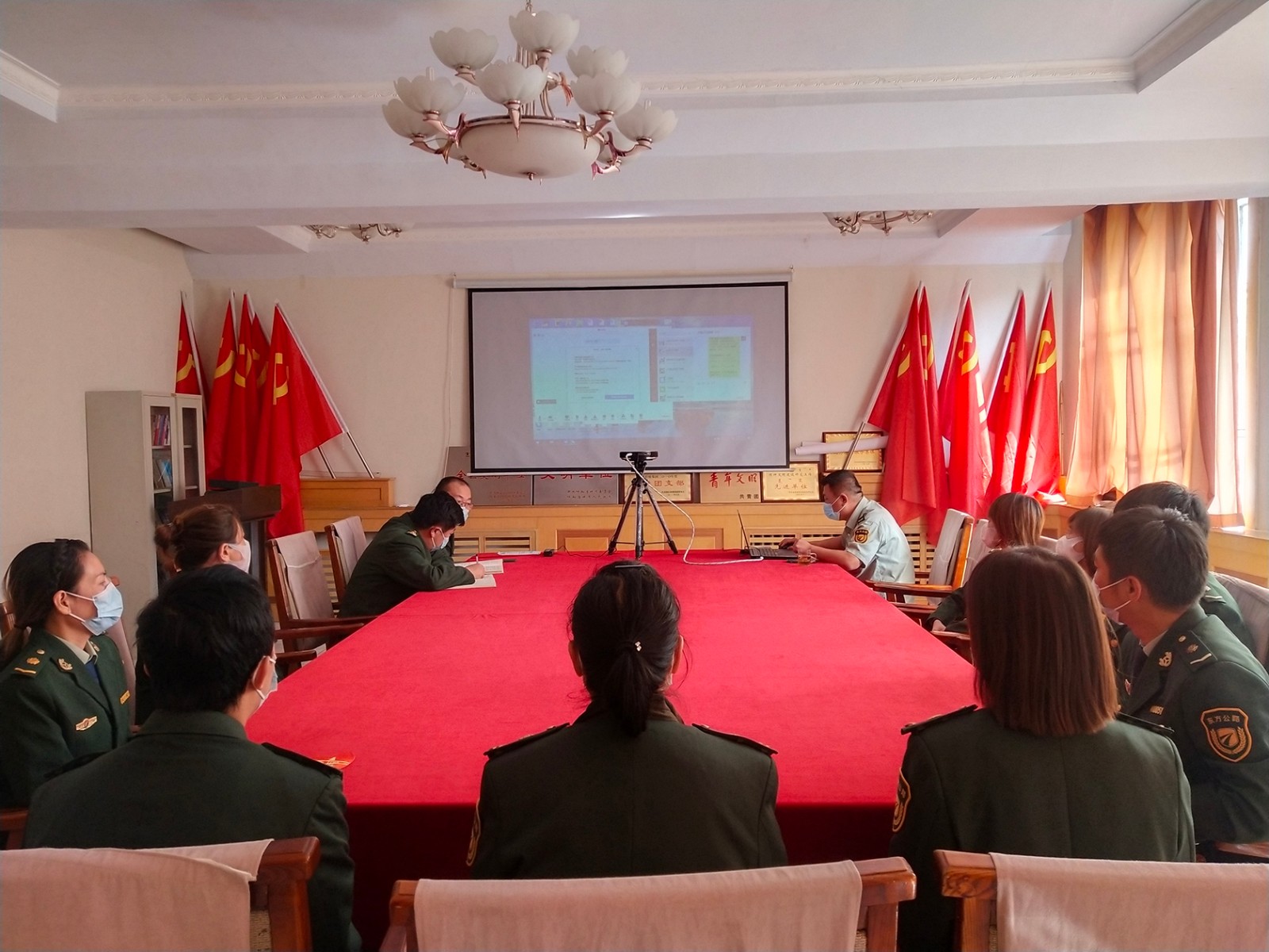 1667787466104679.jpg 鑫达公司党总支召开学习贯彻党的二十大精神主题学习会WechatIMG1671.jpg